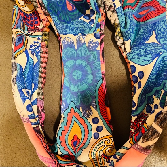 Maaji Reversible Low Rise Bikini Bottom - Picture 3 of 7
